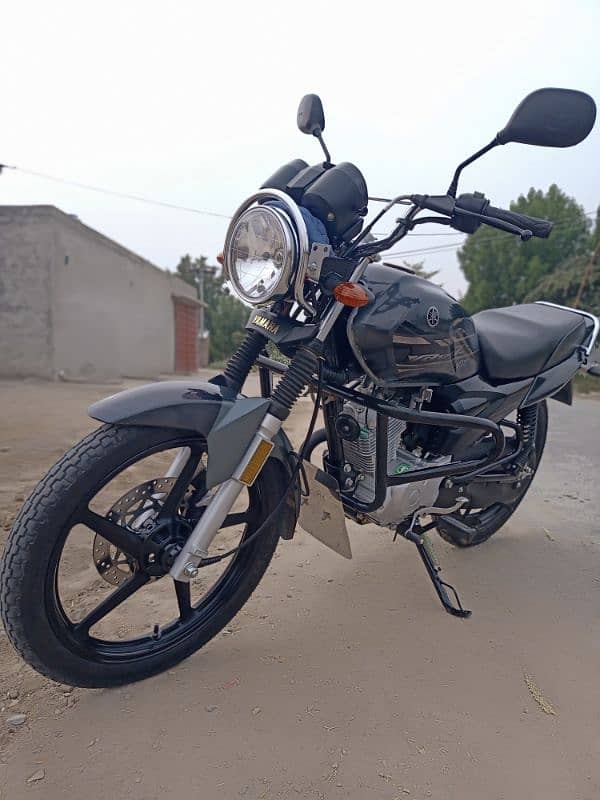 YAMAHA YB 125-DX | 2023 Model | TOTAL GENUINE 0
