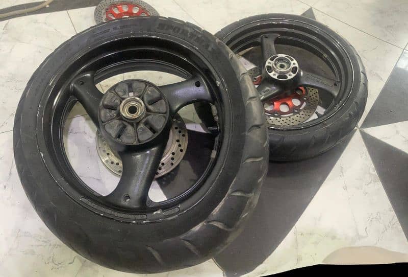 HEAVY BIKE DIFFERENT PARTS AVAILABLE FOR MODIFICATIONS 11
