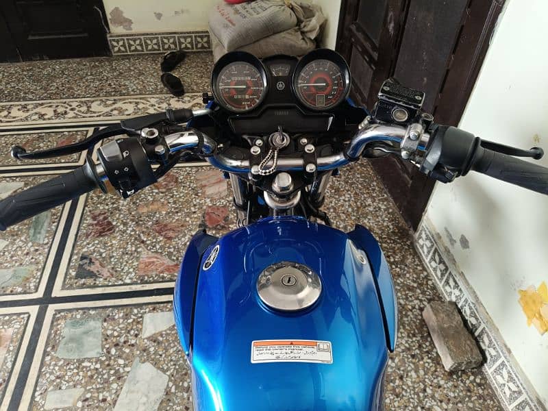 Ybr 125 8