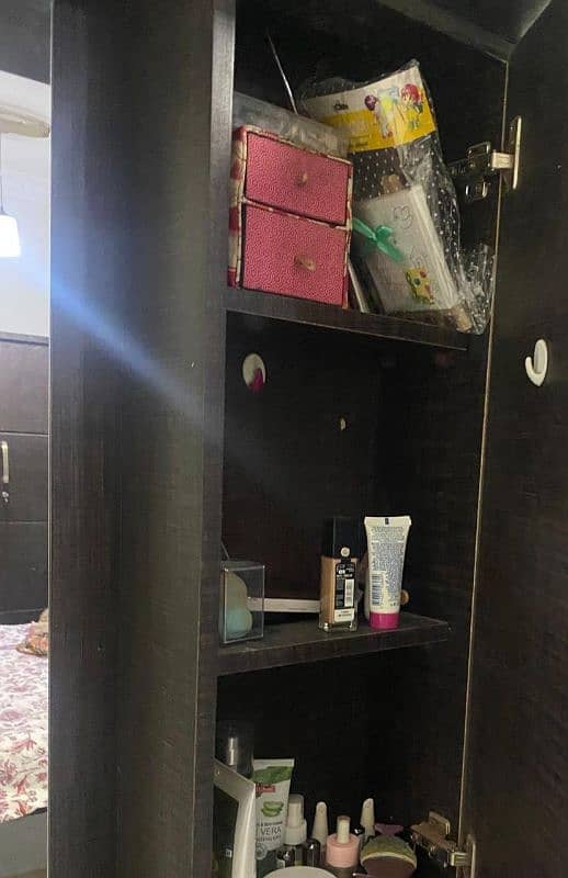 Dressing table 3