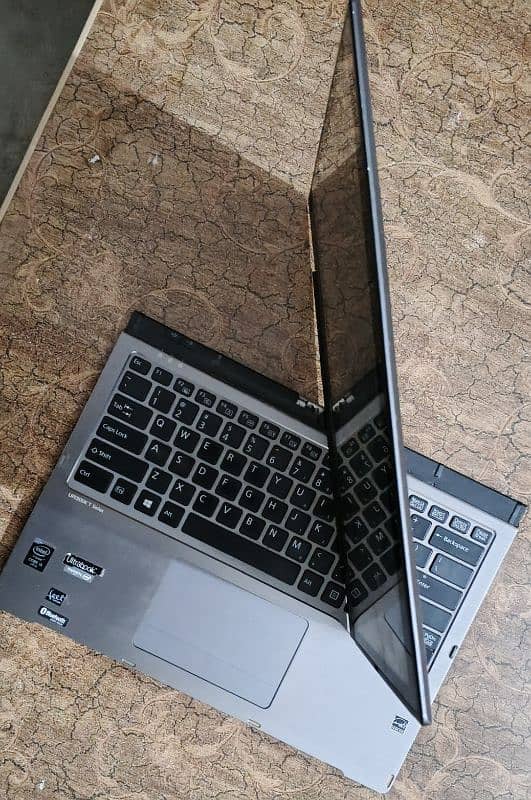 Fujistu core i5 4