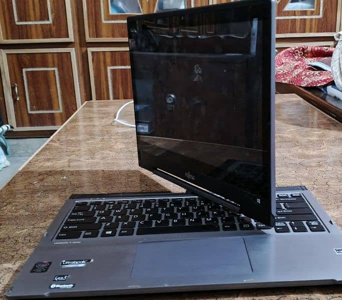 Fujistu core i5 5