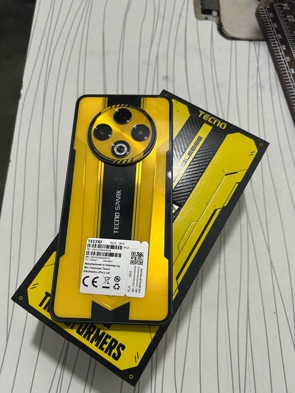 Tecno Spark 30 0