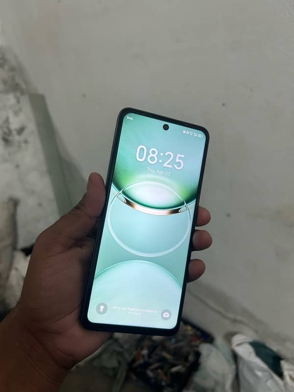 Tecno Spark 30 1