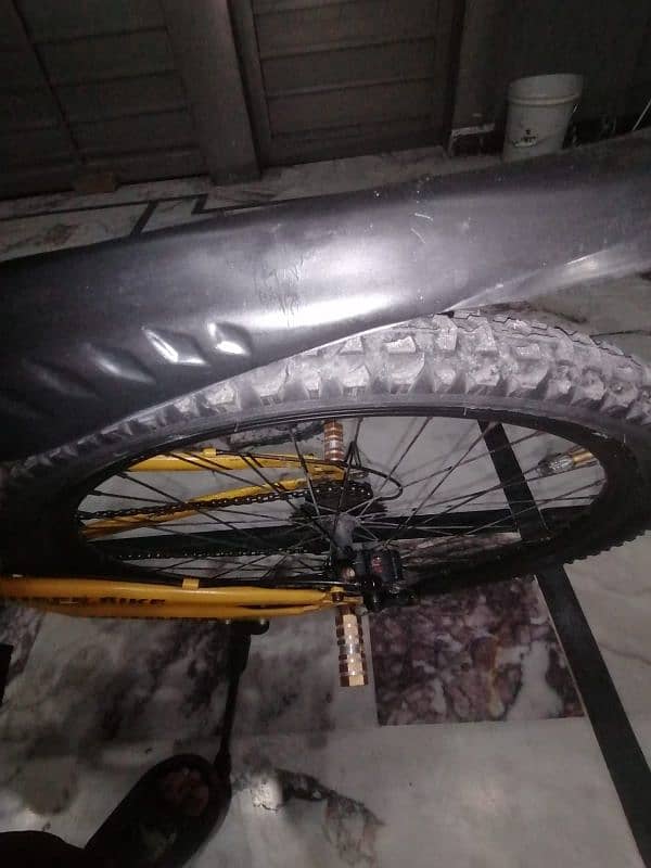 Hummer Folding Bike in Good Condition 2