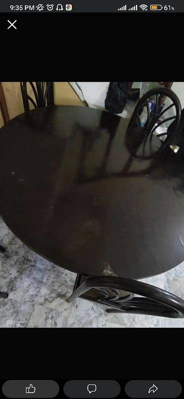 Round Dining Table set 0