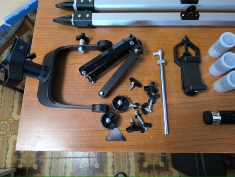 Space Telescope 76mm 700mm 1
