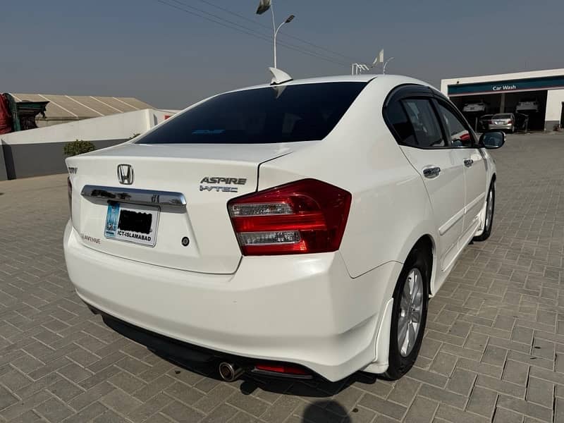 Honda City Aspire 1.5 i-VTEC 2018 Manual 4