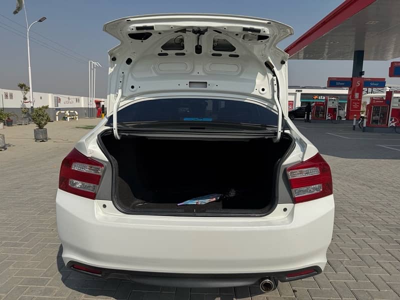 Honda City Aspire 1.5 i-VTEC 2018 Manual 7