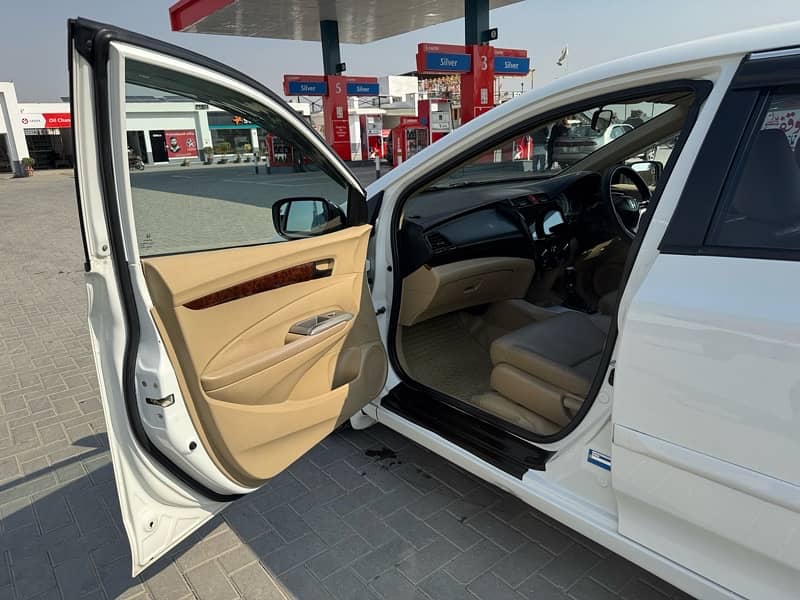 Honda City Aspire 1.5 i-VTEC 2018 Manual 8
