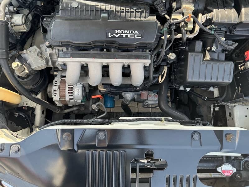 Honda City Aspire 1.5 i-VTEC 2018 Manual 15