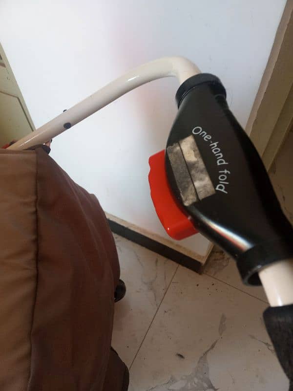 Branded pram,stroller 2