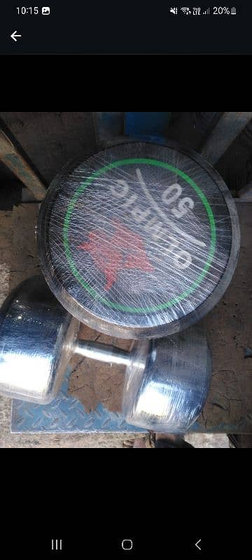 WEIGHT PLATES. GOOD QUALITY. 1 INCH HOLE 18