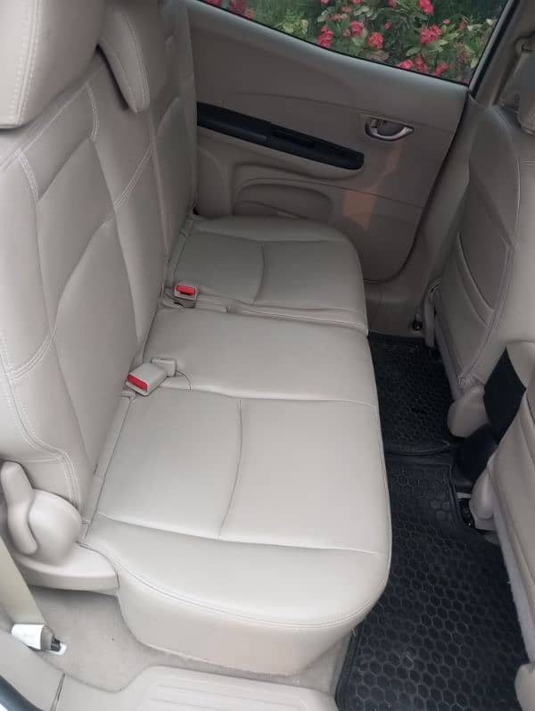 7 seater Rent A Car Honda BRV, Hiace hiroof, Wagnor, Coaster for rent 9