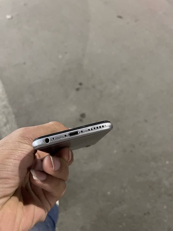 I PHONE 6 PTA APPROVE 64 GB 4