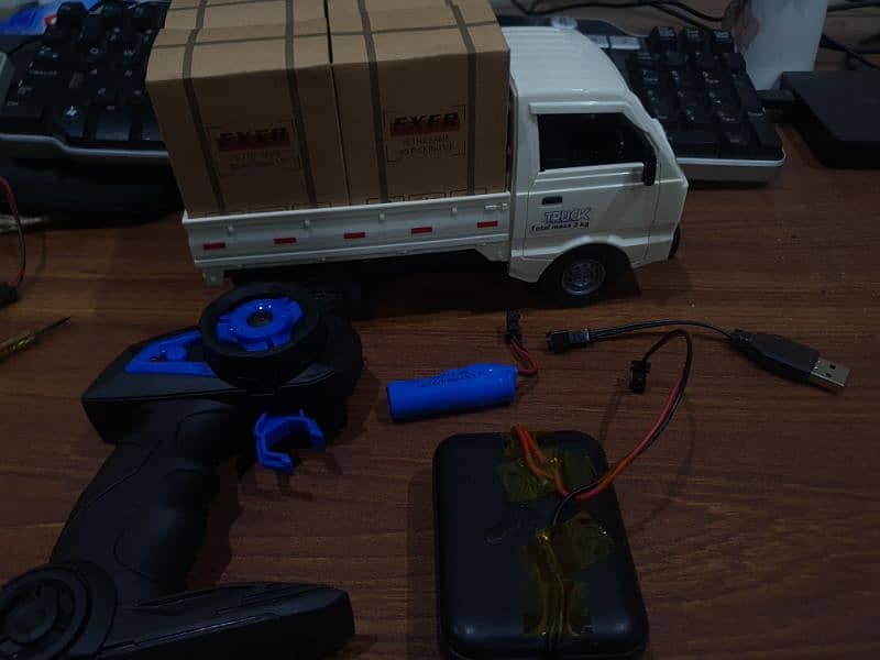 RC pick up Toy with heavy battery 5000mah 7
