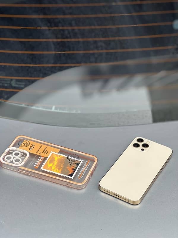 iphone 12pro gold colour  non pta Jv 0