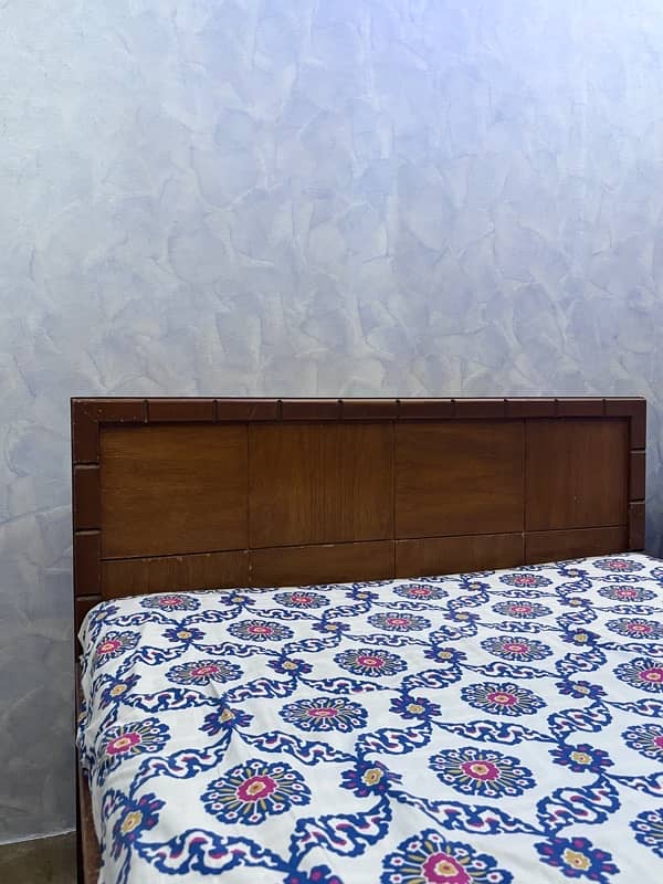 2 x Single Oak Veneer Wood Bed + Side Table 6