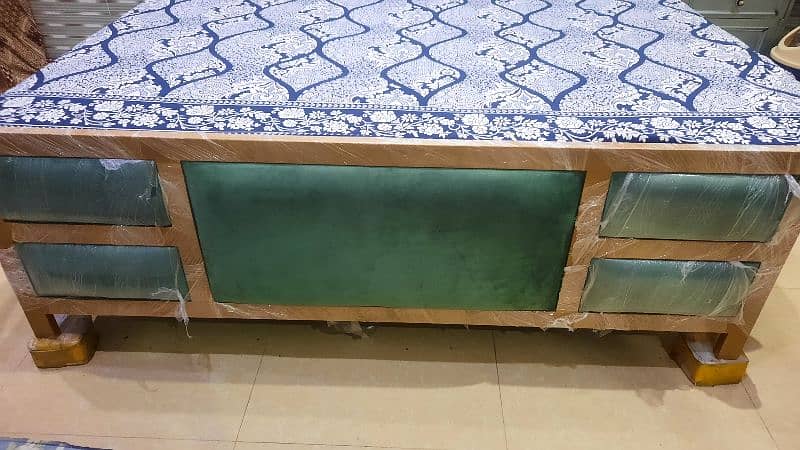 New bed golden with green colour meatel with powder coting 3