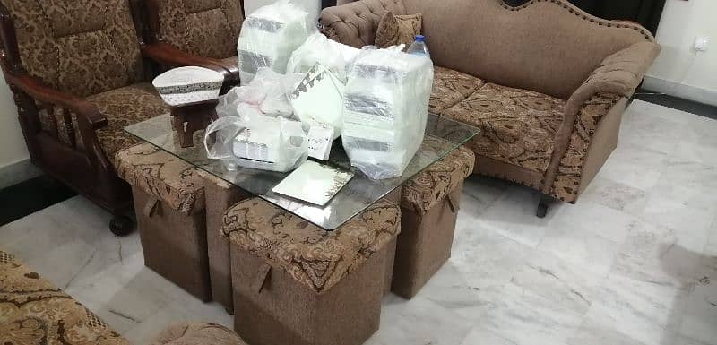 7 seater sofa set with 4 stols 1