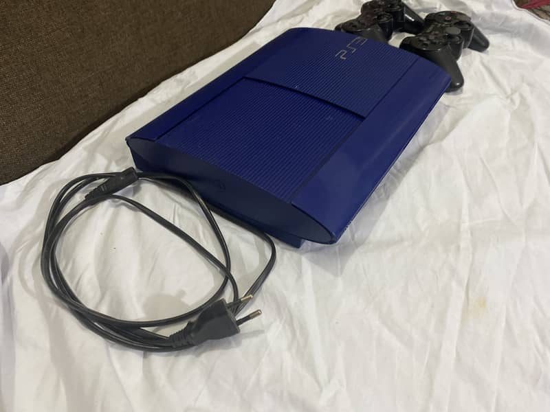 Ps3 For sale with 100+ game pre installed and 2 wireless controllers 0