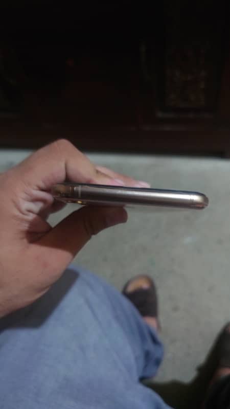 iphone xsmax dual sim approved with box waterpack 3