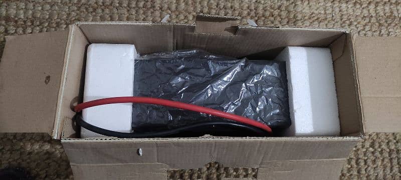 Sinewave UPS for sale in brand new condition. 2