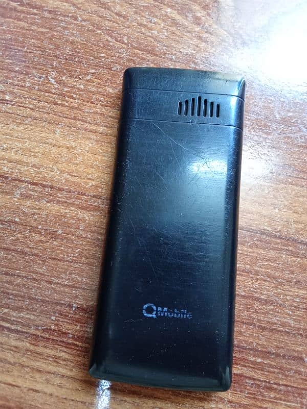 QMobile G 3 he lush condition 2