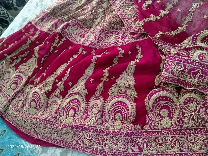 red beautiful lahnga with dupatta 0