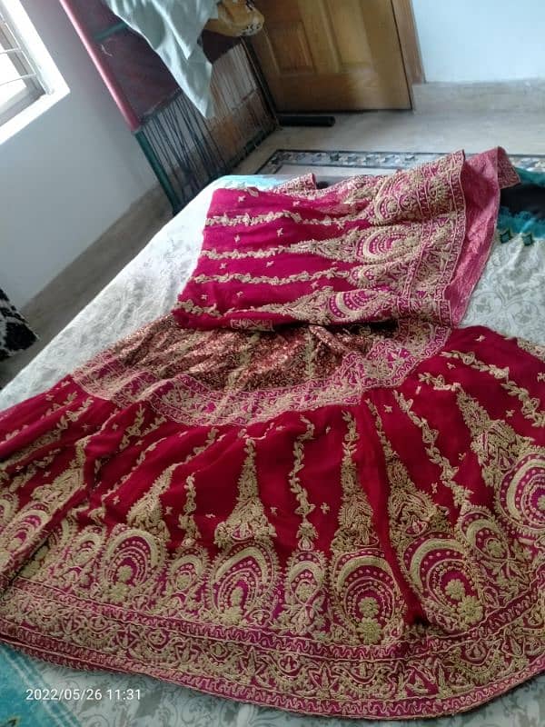 red beautiful lahnga with dupatta 1