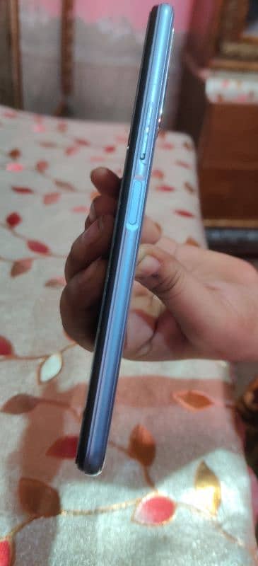 vivo y 12 s  3 gb ram 32 gb rom 3