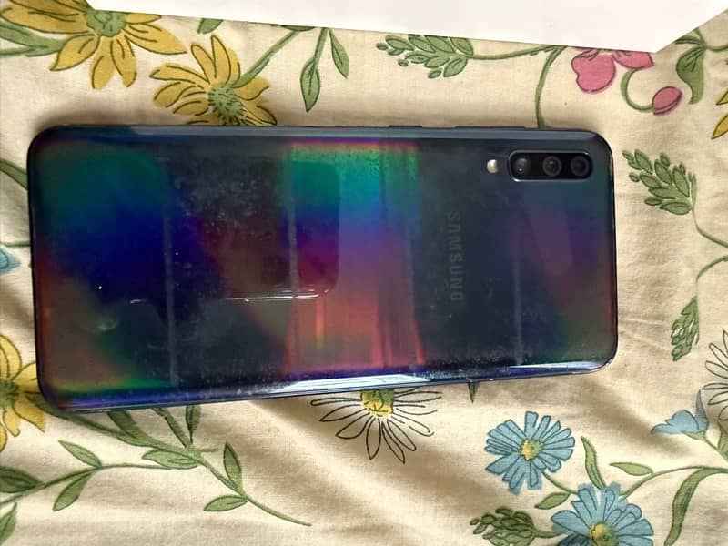Samsung a70 with box PTA APPROVED 6