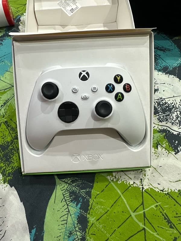 XBOX ROMOT CONTROLLER 2