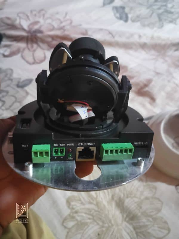 HOwen IP Camera (Quantity 9) Model: Hero-N82HC5D31-1M 3