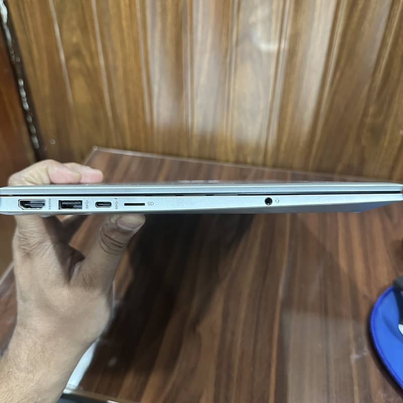 HP Laptop 11th Gen 256Gb SSD 12GB RAM 3