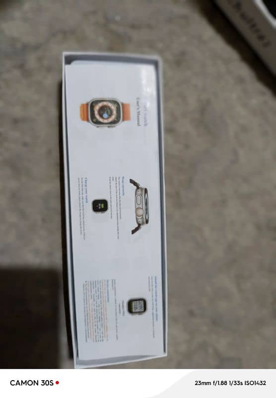 T800 ULTRA 2,AND HAVE SEVEN STRAPS 7 4
