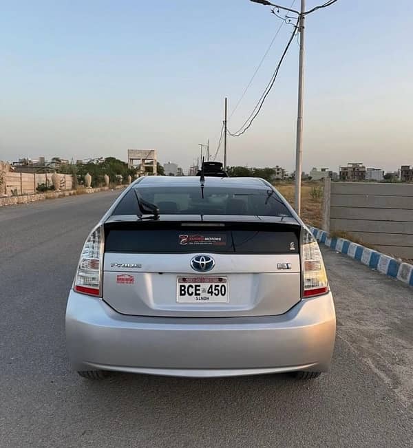 Toyota Prius 1.8 Model 2011/14 7