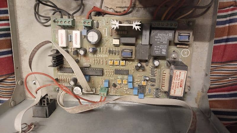 750 Watt UPS 5