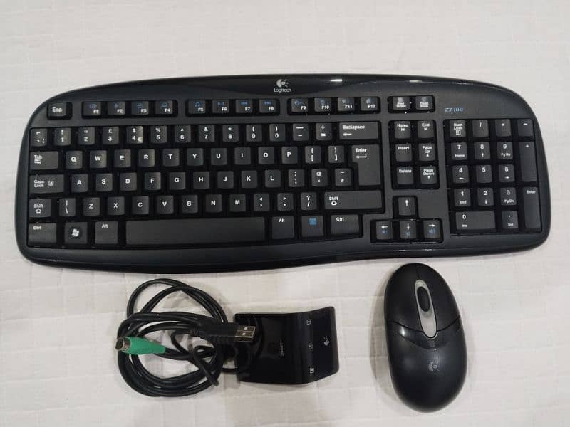 Logitech keyboard Mouse 0