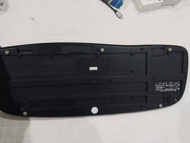 Logitech keyboard Mouse 2