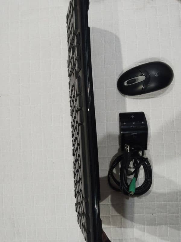Logitech keyboard Mouse 3