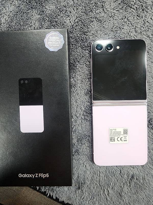 Samsung Z Flip 5 0