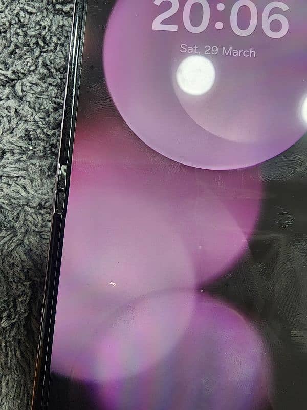 Samsung Z Flip 5 4