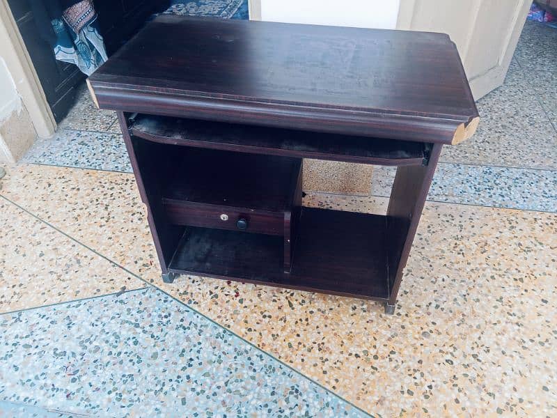 computer table 0