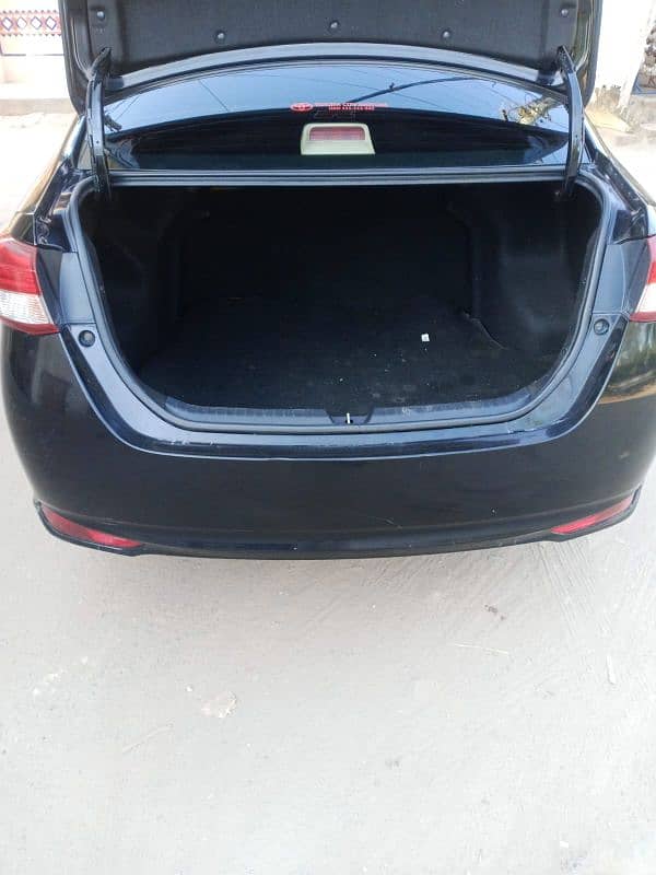 Toyota Yaris Gli cvt 15