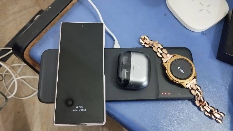 Samsung Wireless Charger - 3 in 1 1