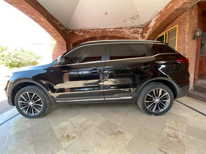 Proton X70 FWD premium 2022 9