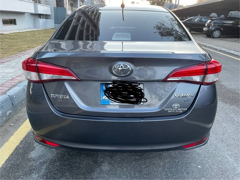 Toyota Yaris 2021 GLI MT Islamabad Registered 2