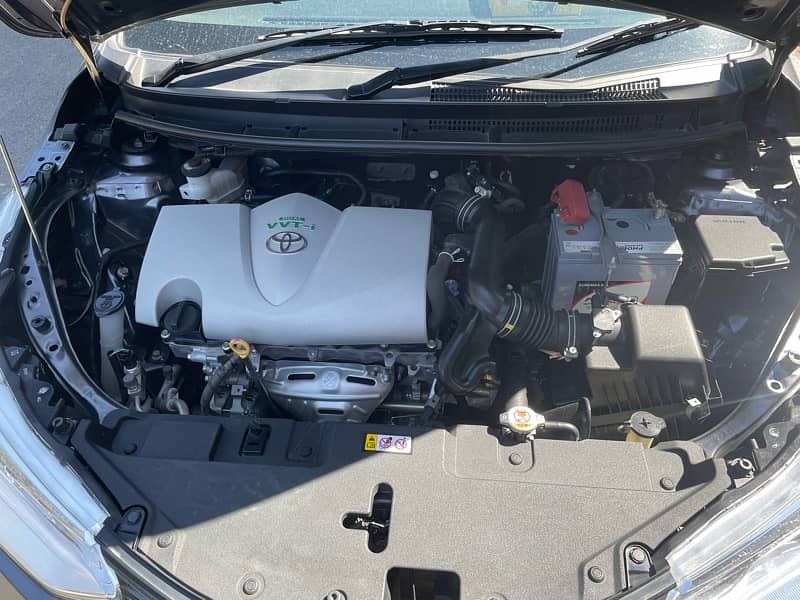 Toyota Yaris 2021 GLI MT Islamabad Registered 6