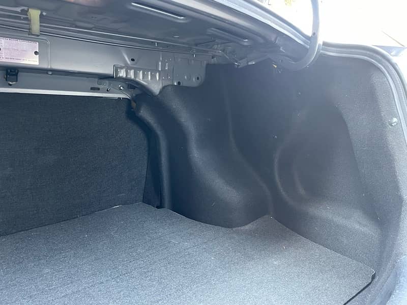 Toyota Yaris 2021 GLI MT Islamabad Registered 10